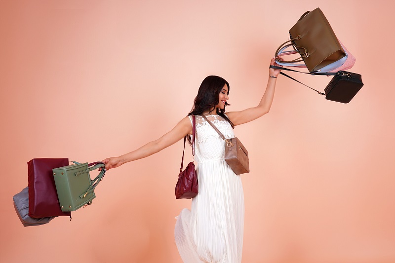 Best Ladies Bags in Pakistan 2026 — Top Picks | Hawkiez